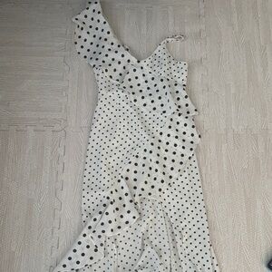 Polka Dot One-Shoulder Ruffle Dress in White and Black